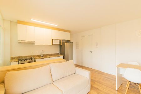Sala de apartamento para alugar com 2 quartos, 60m² em Água Verde, Curitiba