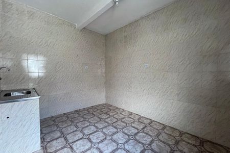 Cozinha de casa de condomínio para alugar com 1 quarto, 35m² em Vila Moraes, São Paulo