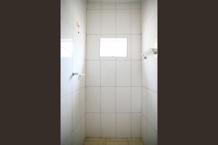 Casa à venda com 160m², 3 quartos e 3 vagasCasa 3 - Banheiro social 