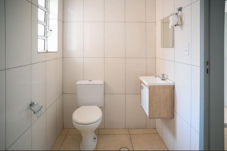 Casa à venda com 160m², 3 quartos e 3 vagasCasa 2 - Banheiro social