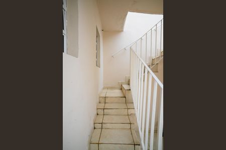 Casa à venda com 160m², 3 quartos e 3 vagasEscada
