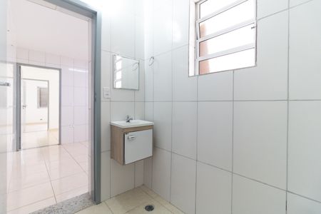 Banheiro Casa 1 de casa para alugar com 3 quartos, 160m² em Vila Santo Estefano, São Paulo