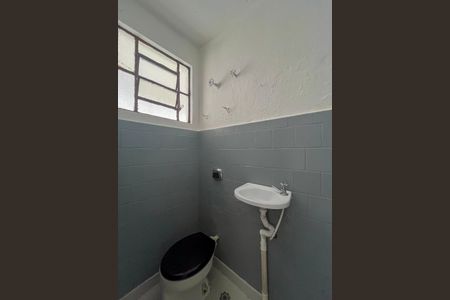 Banheiro de casa de condomínio para alugar com 1 quarto, 30m² em Vila Moraes, São Paulo