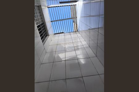 Casa à venda com 150m², 2 quartos e 2 vagas Casa à venda com 150m², 2 quartos e 2 vagasÁrea externa