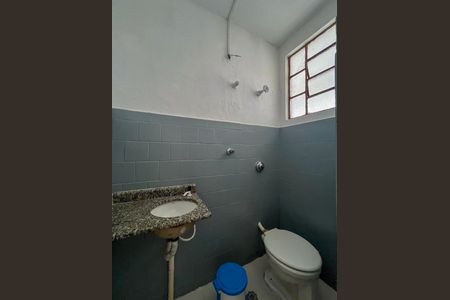 Banheiro de casa de condomínio para alugar com 1 quarto, 30m² em Vila Moraes, São Paulo