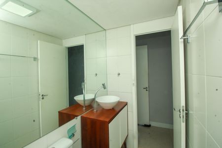 Apartamento à venda com 64m², 2 quartos e 1 vagaBanheiro da Suíte