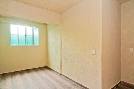 Quarto de casa para alugar com 1 quarto, 40m² em Jardim Regina, São Paulo