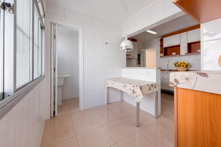 Apartamento para alugar com 163m², 3 quartos e 1 vagaCozinha