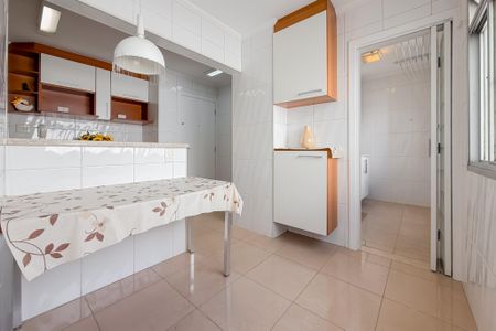 Apartamento para alugar com 163m², 3 quartos e 1 vagaCozinha