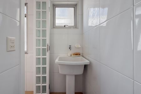 Apartamento para alugar com 163m², 3 quartos e 1 vagaÁrea de Serviço