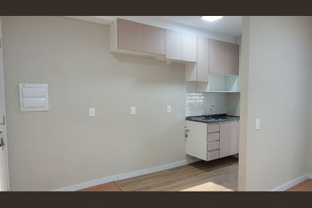 Cozinha de apartamento para alugar com 2 quartos, 48m² em Vila Socorro, São Paulo