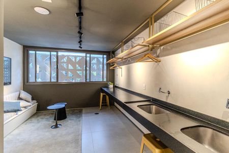Casa de condomínio para alugar com 35m², 1 quarto e sem vagaLavanderia