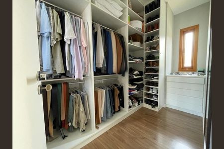 Quarto de casa para alugar com 3 quartos, 197m² em Itaguaçu, Florianópolis