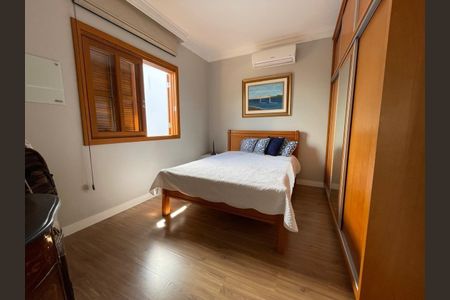 Casa para alugar com 197m², 3 quartos e 4 vagasQuarto