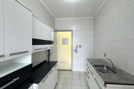 Apartamento para alugar com 65m², 2 quartos e 1 vagaCozinha 