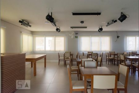 Apartamento para alugar com 65m², 2 quartos e 1 vagaÁrea comum - Salão de festas