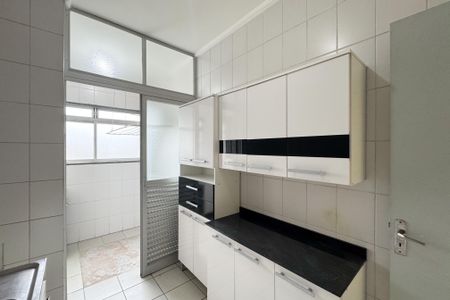 Apartamento para alugar com 65m², 2 quartos e 1 vagaCozinha 