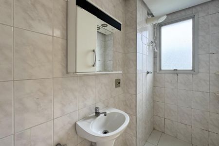 Apartamento para alugar com 65m², 2 quartos e 1 vagaBanheiro - Suíte 