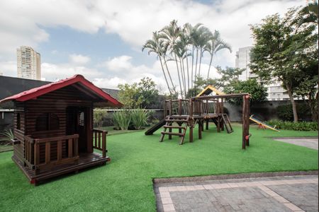 Apartamento à venda com 79m², 3 quartos e 2 vagasÁrea comum - Playground