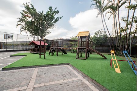 Apartamento à venda com 79m², 3 quartos e 2 vagasÁrea comum - Playground