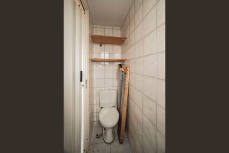 Apartamento à venda com 79m², 3 quartos e 2 vagasBanheiro de Serviço