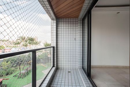 Apartamento à venda com 79m², 3 quartos e 2 vagasVaranda