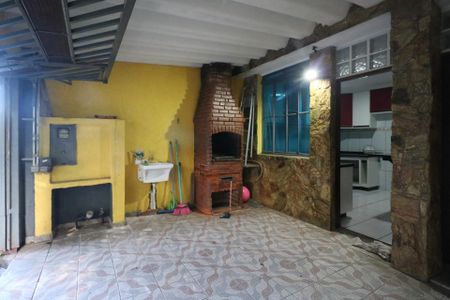 Casa à venda com 79m², 2 quartos e 1 vaga Casa à venda com 79m², 2 quartos e 1 vagaGaragem