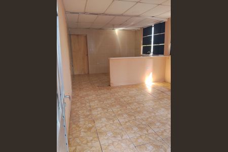 Foto 01 de casa para alugar com 1 quarto, 47m² em Parque Savoi City, São Paulo