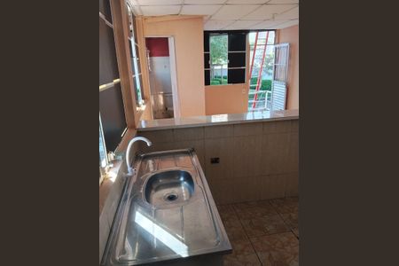 Foto 02 de casa para alugar com 1 quarto, 47m² em Parque Savoi City, São Paulo