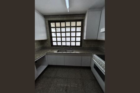 Cozinha de casa para alugar com 5 quartos, 379m² em Fundinho, Uberlândia