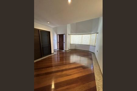 Sala de casa para alugar com 5 quartos, 379m² em Fundinho, Uberlândia