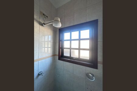 Casa à venda com 160m², 5 quartos e 2 vagas Casa à venda com 160m², 5 quartos e 2 vagasBanheiro social