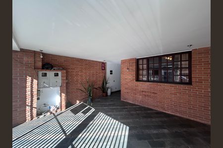 Casa à venda com 160m², 5 quartos e 2 vagas Casa à venda com 160m², 5 quartos e 2 vagasGaragem