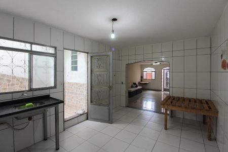 Casa à venda com 481m², 5 quartos e 3 vagas Casa à venda com 481m², 5 quartos e 3 vagasCozinha - Casa 1