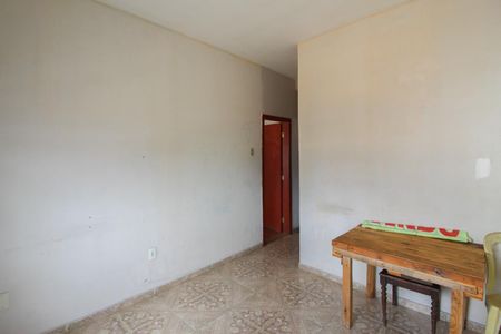 Casa à venda com 481m², 5 quartos e 3 vagas Casa à venda com 481m², 5 quartos e 3 vagasSala - casa 2