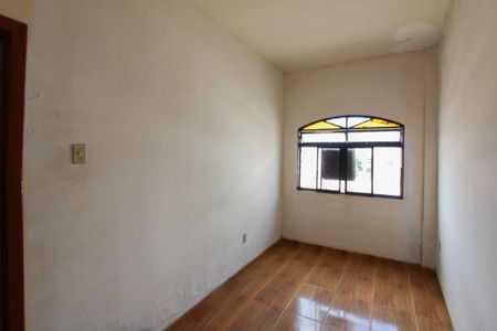 Casa à venda com 481m², 5 quartos e 3 vagas Casa à venda com 481m², 5 quartos e 3 vagasQuarto 1 - casa 2