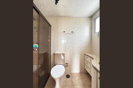 Apartamento à venda com 70m², 2 quartos e 1 vaga Apartamento à venda com 70m², 2 quartos e 1 vagaBanheiro da Suíte