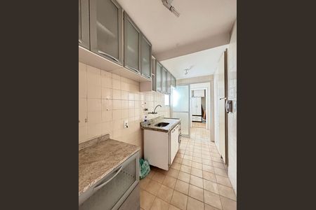 Apartamento à venda com 70m², 2 quartos e 1 vaga Apartamento à venda com 70m², 2 quartos e 1 vagaCozinha