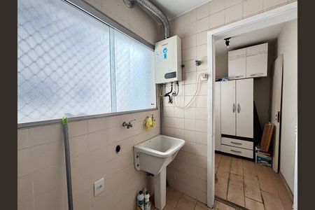 Apartamento à venda com 70m², 2 quartos e 1 vaga Apartamento à venda com 70m², 2 quartos e 1 vagaÁrea de Serviço
