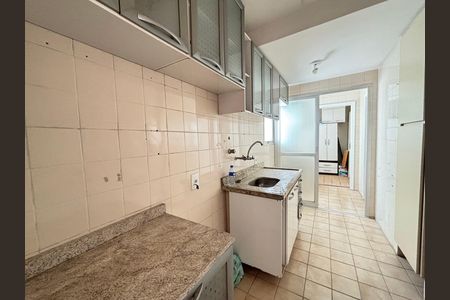 Apartamento à venda com 70m², 2 quartos e 1 vaga Apartamento à venda com 70m², 2 quartos e 1 vagaCozinha