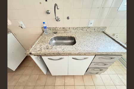 Apartamento à venda com 70m², 2 quartos e 1 vaga Apartamento à venda com 70m², 2 quartos e 1 vagaCozinha