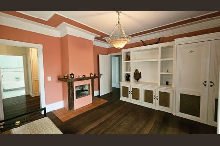 Casa à venda com 511m², 5 quartos e 4 vagas