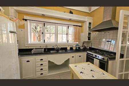 Casa à venda com 511m², 5 quartos e 4 vagas