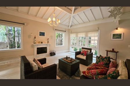 Casa à venda com 511m², 5 quartos e 4 vagas