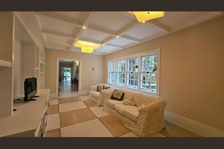 Casa à venda com 511m², 5 quartos e 4 vagas