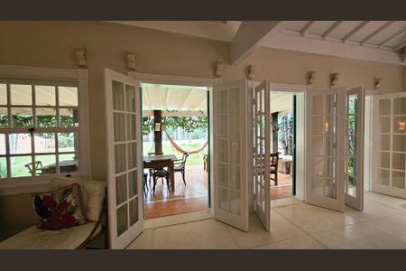 Casa à venda com 511m², 5 quartos e 4 vagas