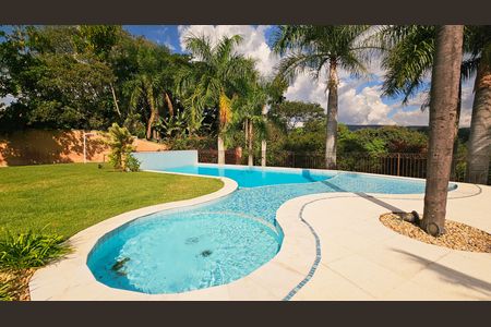 Casa à venda com 511m², 5 quartos e 4 vagas