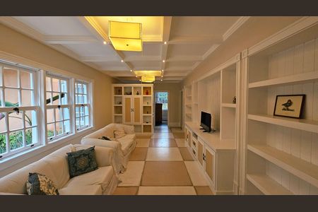 Casa à venda com 511m², 5 quartos e 4 vagas