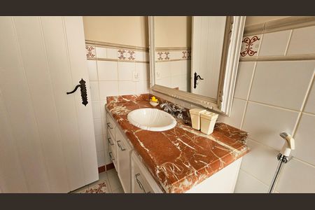 Casa à venda com 511m², 5 quartos e 4 vagas
