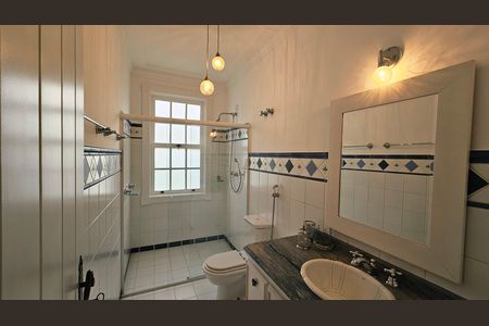 Casa à venda com 511m², 5 quartos e 4 vagas